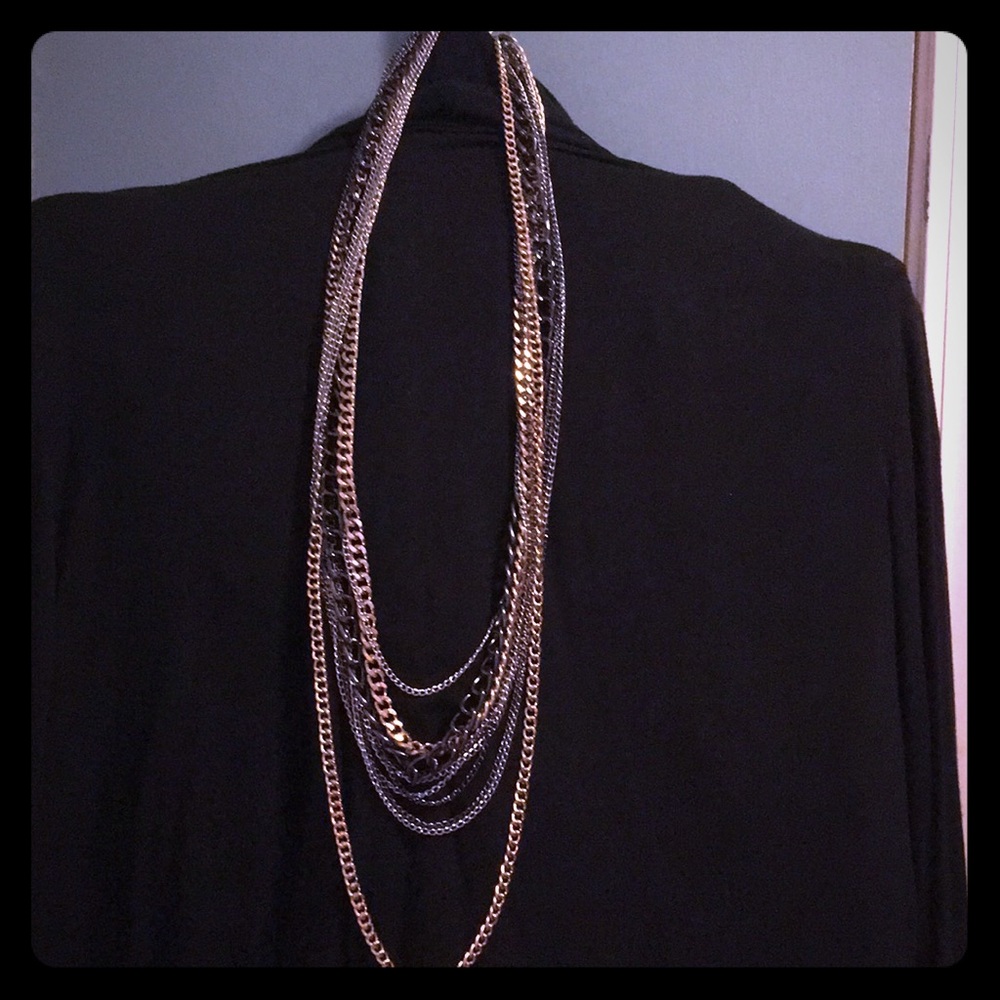 Shiny multi tone necklace